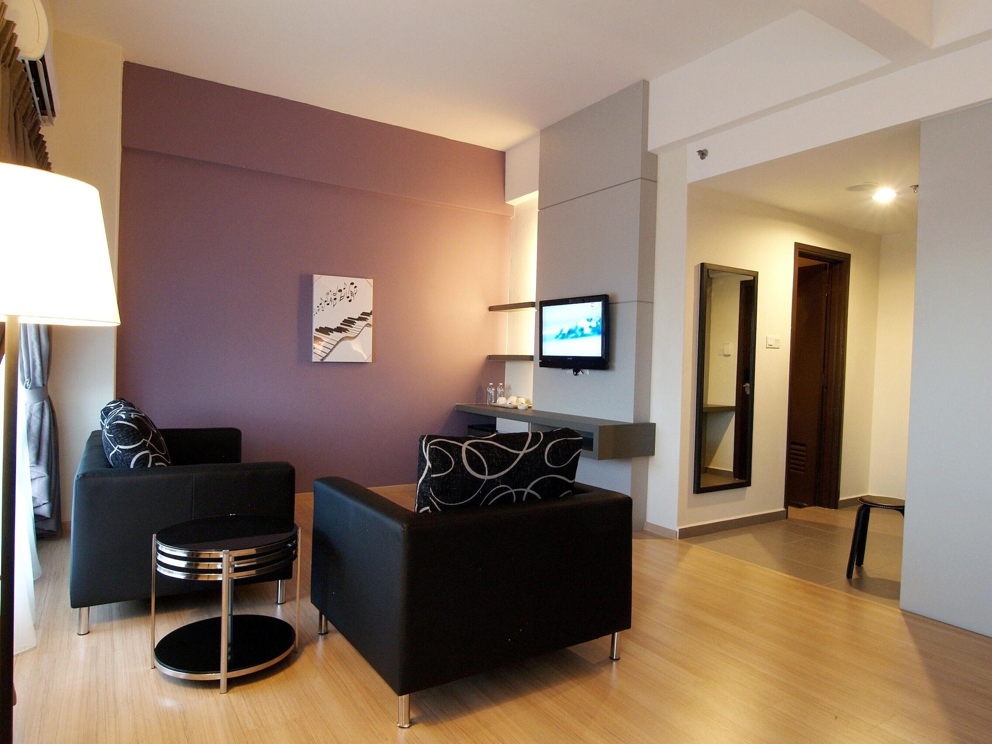 Marvelux Hotel Malacca Exterior photo