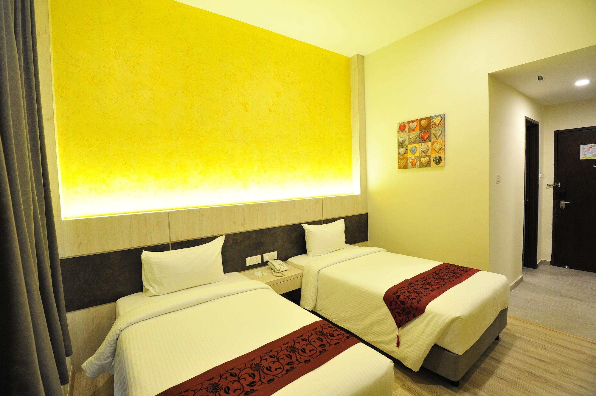Marvelux Hotel Malacca Exterior photo