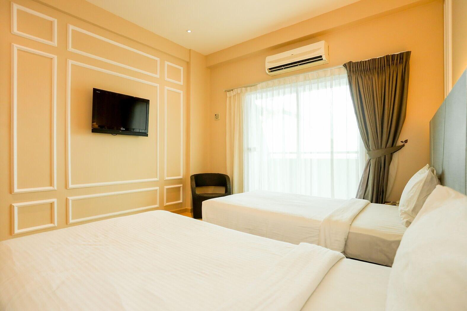 Marvelux Hotel Malacca Exterior photo
