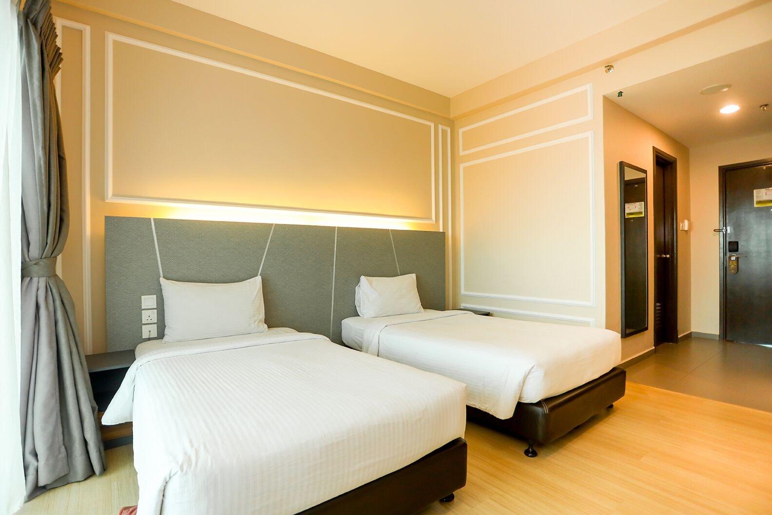 Marvelux Hotel Malacca Exterior photo