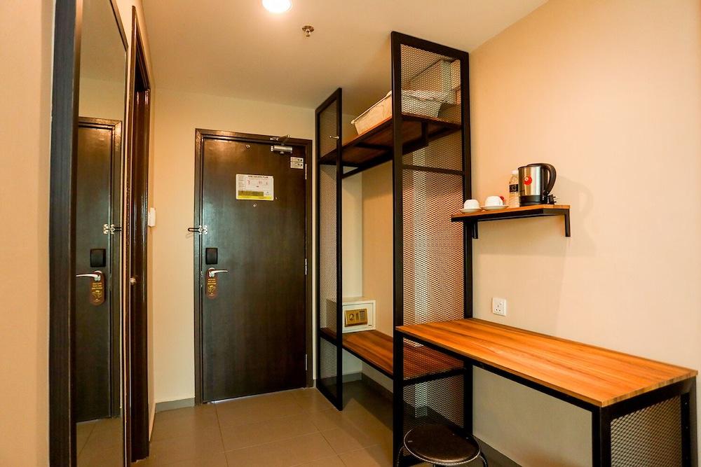 Marvelux Hotel Malacca Exterior photo