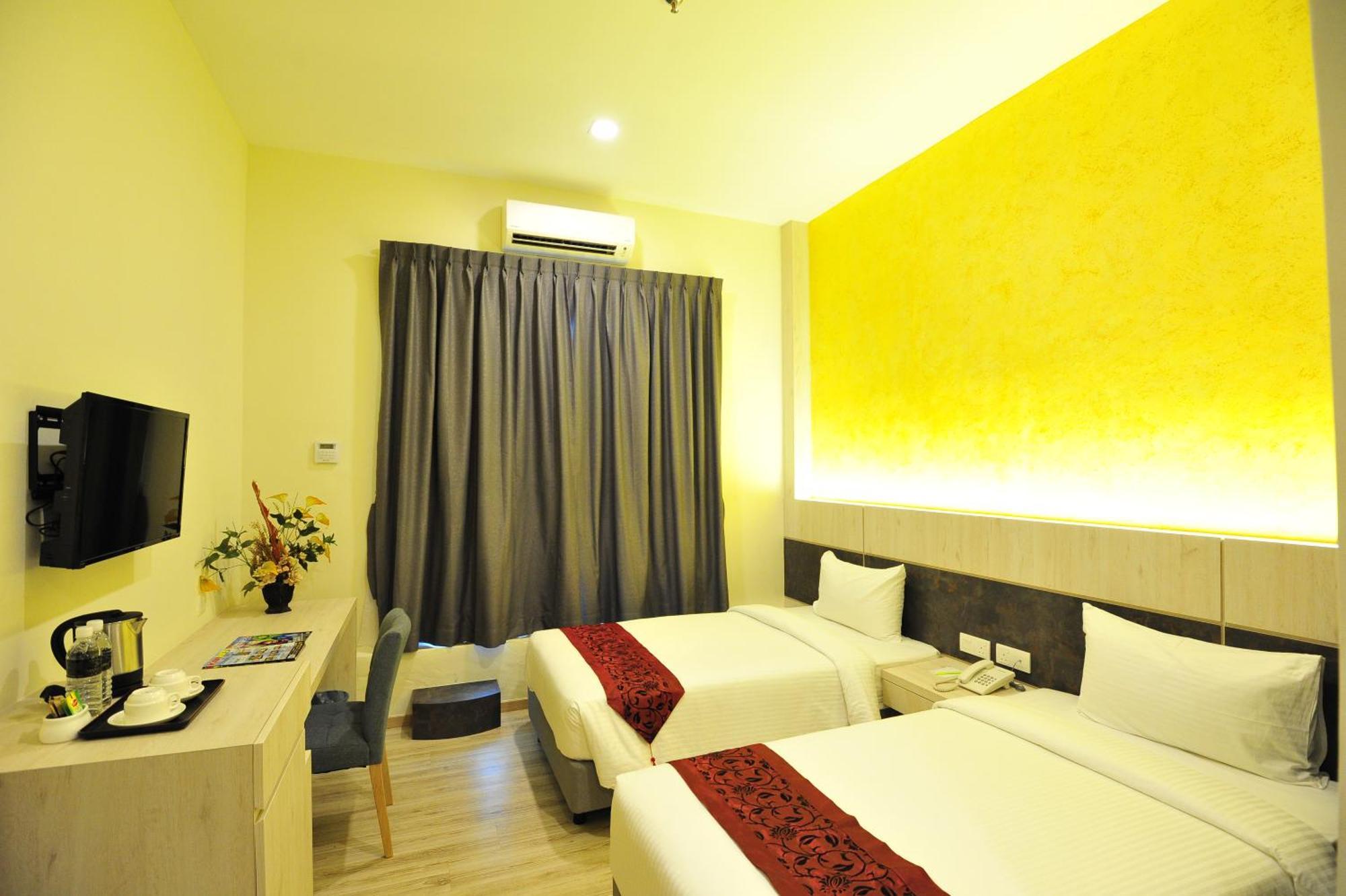 Marvelux Hotel Malacca Room photo